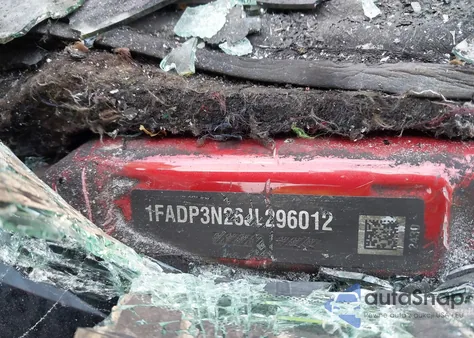 2018 Ford Focus Titanium from USA, damaged, VIN 1FADP3N26JL296012